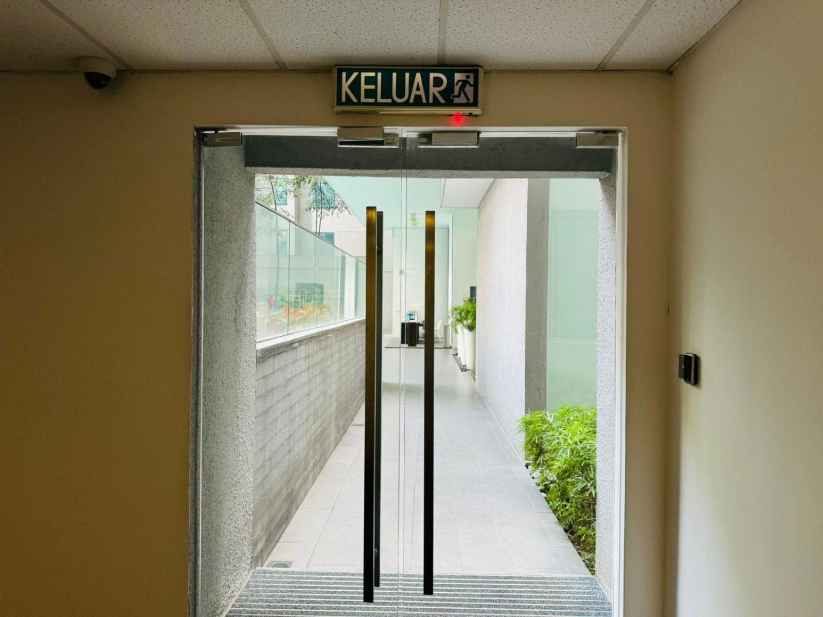 Summer Suites Klcc By Homestay クアラルンプール エクステリア 写真