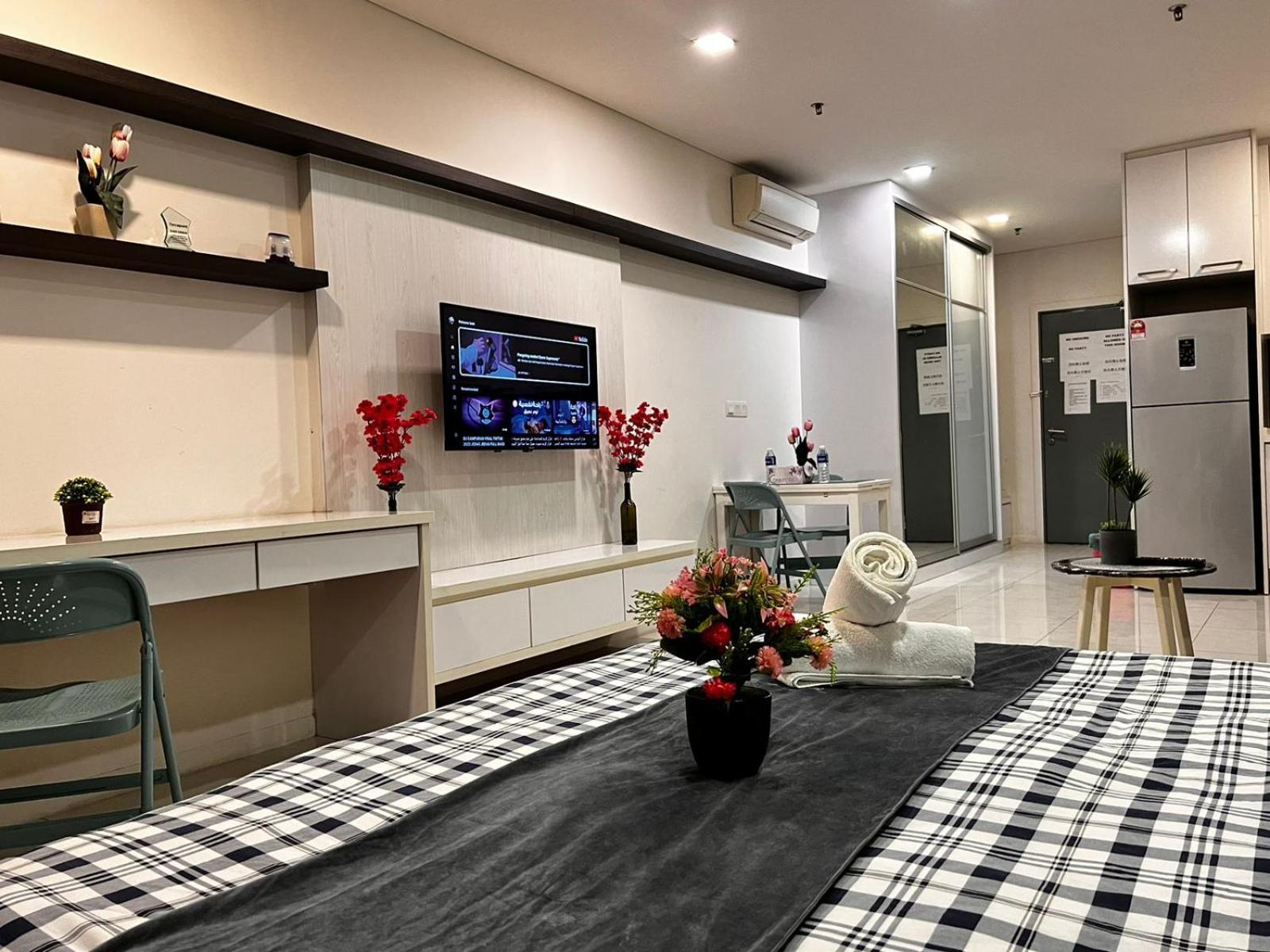 Summer Suites Klcc By Homestay クアラルンプール エクステリア 写真