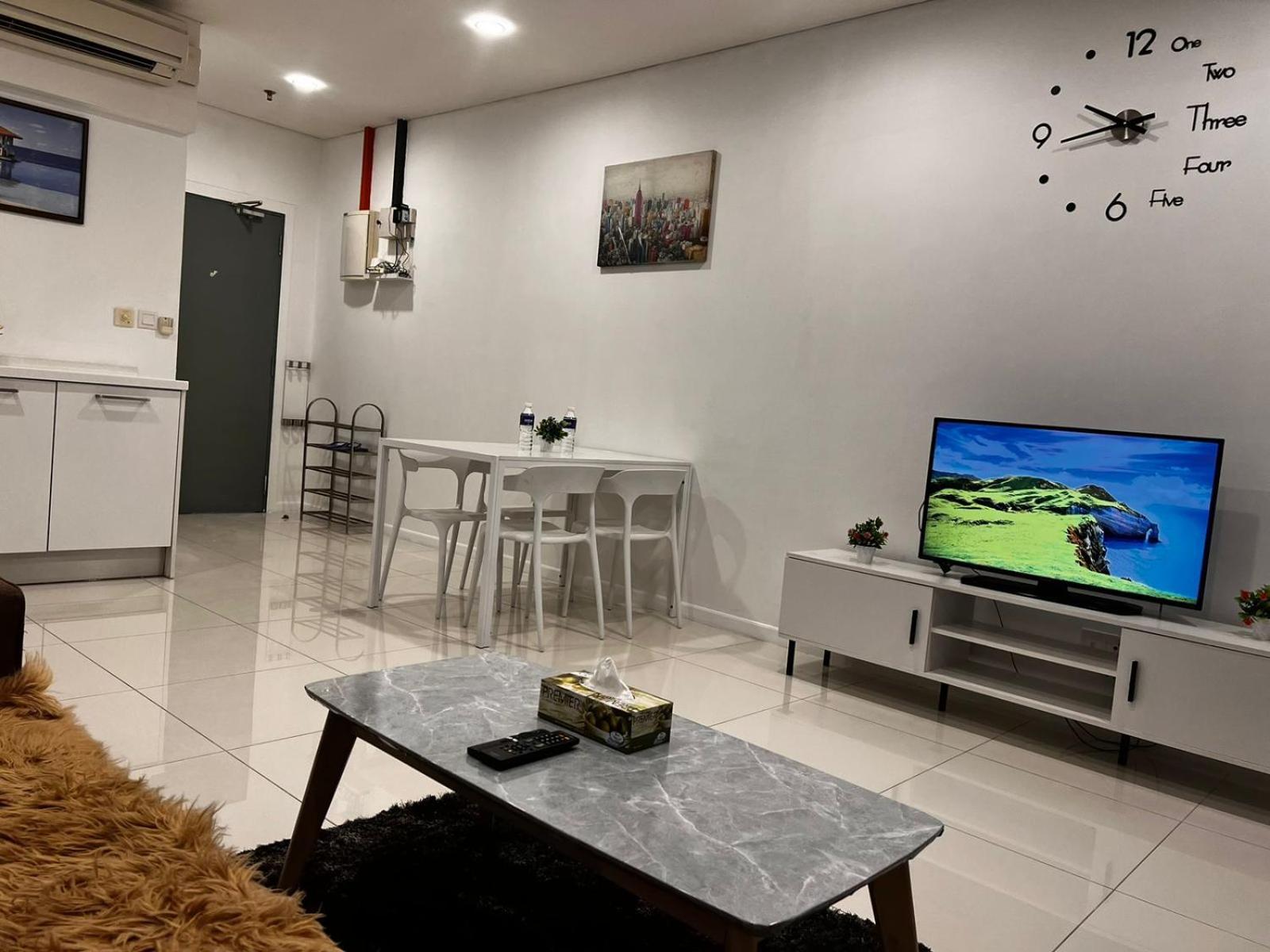 Summer Suites Klcc By Homestay クアラルンプール エクステリア 写真