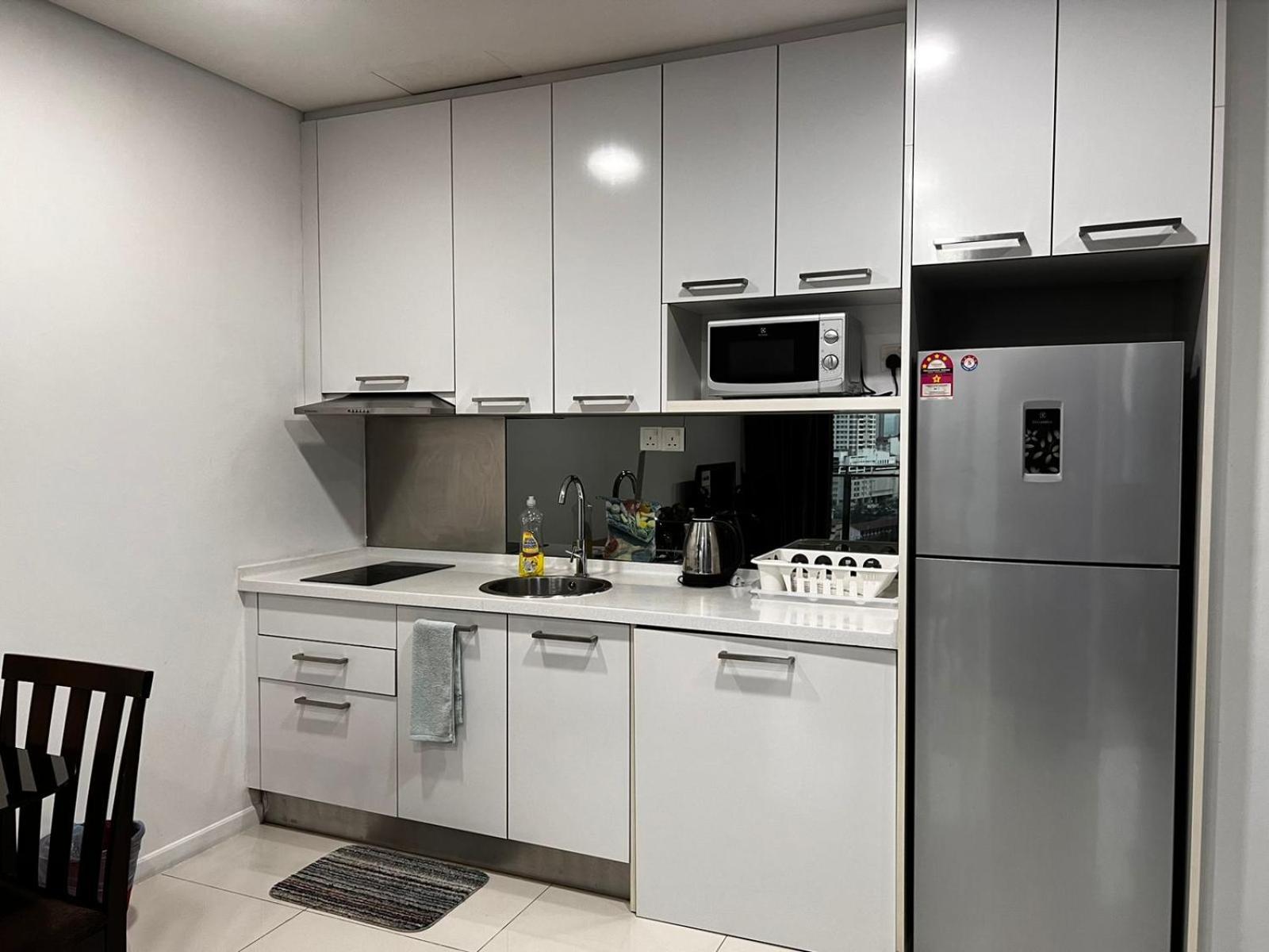 Summer Suites Klcc By Homestay クアラルンプール エクステリア 写真